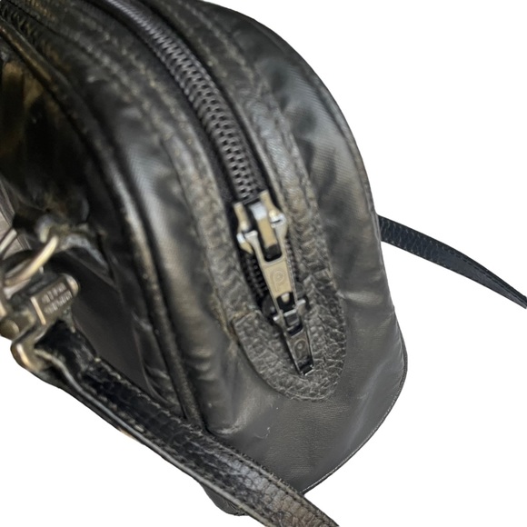 Hunting World Nylon Crossbody Bag Black - Damaged - Picture 8 of 10